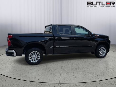 Used 2021 Chevrolet Silverado 1500 LT AWD/4WD image 7