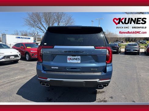 New 2026 GMC Yukon XL Denali w/ Denali Reserve Package image 4