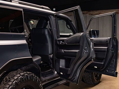 Used 2024 Toyota Land Cruiser image 30