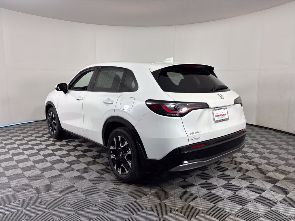Used 2027 Honda HR-V EX-L image 7