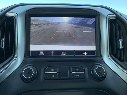 Used 2022 Chevrolet Silverado 1500 LT Trail Boss w/ Convenience Package II image 24