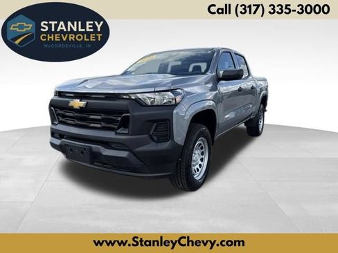 Used 2026 Chevrolet Colorado W/T RWD image 1