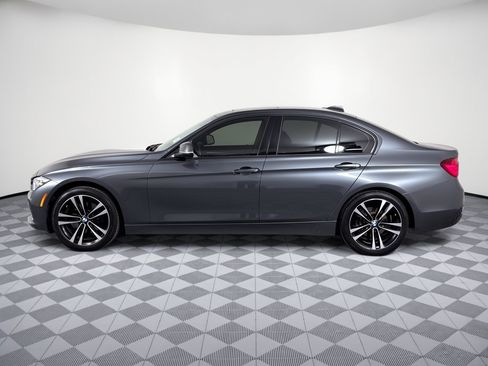 Used 2018 BMW 330i Sedan w/ Convenience Package RWD image 2