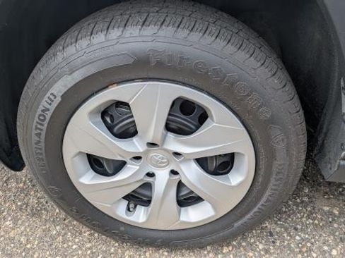 Used 2024 Toyota RAV4 LE AWD/4WD image 21