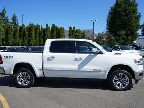 Used 2022 RAM 1500 Limited w/ Off-Road Group AWD/4WD image 4