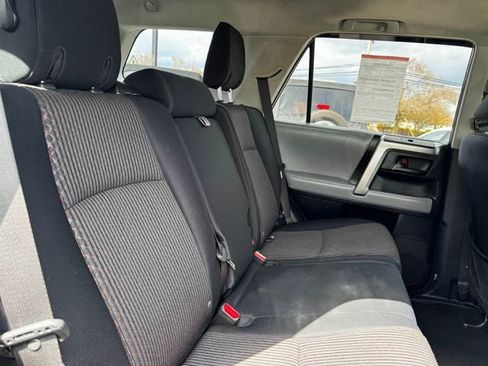 Used 2012 Toyota 4Runner SR5 w/ Convenience Pkg AWD/4WD image 16