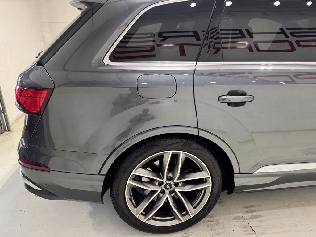 Used 2025 Audi SQ7 Prestige AWD/4WD image 7