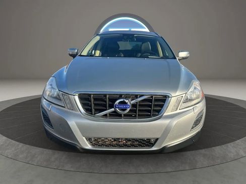 Used 2011 Volvo XC60 T6 image 16