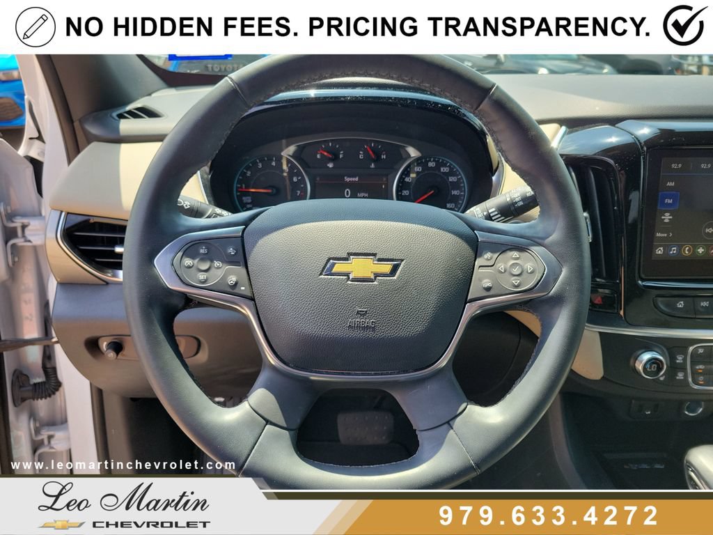 Used 2024 Chevrolet Traverse LT FWD image 21