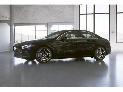 Certified 2022 Mercedes-Benz A 220 4MATIC image 49