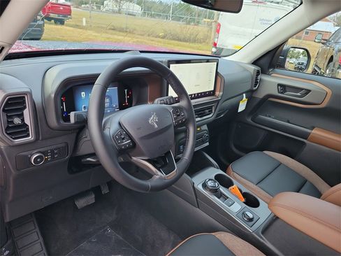 New 2026 Ford Bronco Sport Outer Banks w/ Topo Graphic Package image 7