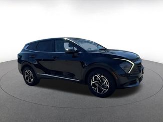 Used 2025 Kia Sportage LX video 2