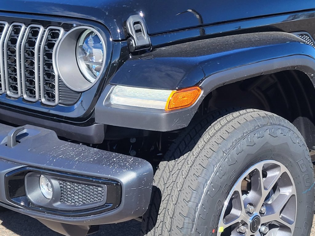 New 2026 Jeep Gladiator Sport AWD/4WD image 8