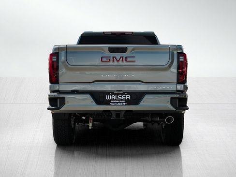 New 2026 GMC Sierra 3500 Denali w/ Denali Reserve Package AWD/4WD image 5