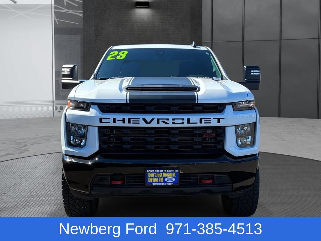 Used 2023 Chevrolet Silverado 2500 Custom w/ Custom Value Package AWD/4WD image 2