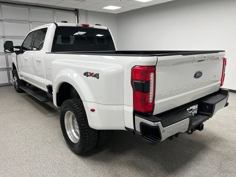Used 2025 Ford F350 Lariat AWD/4WD image 8