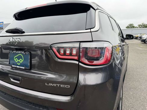 Used 2019 Jeep Compass Limited AWD/4WD image 6