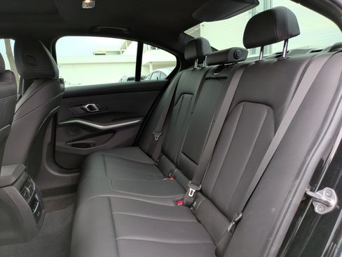 Certified 2024 BMW 330i Sedan w/ Convenience Package image 34