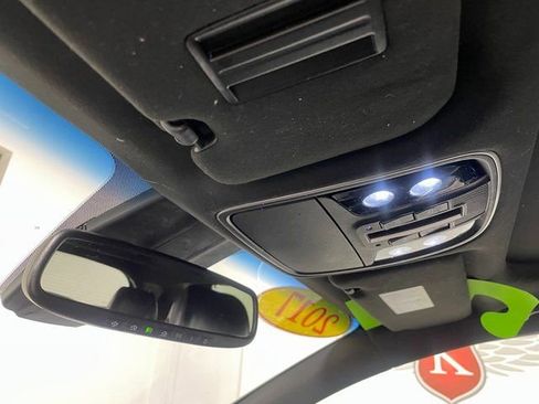 Used 2017 Kia Sorento SX image 21