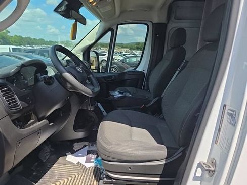 Used 2023 RAM ProMaster 2500 FWD image 6