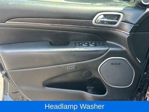 Used 2018 Jeep Grand Cherokee High Altitude AWD/4WD image 11