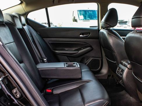 Used 2021 Nissan Altima 2.5 SL FWD image 36