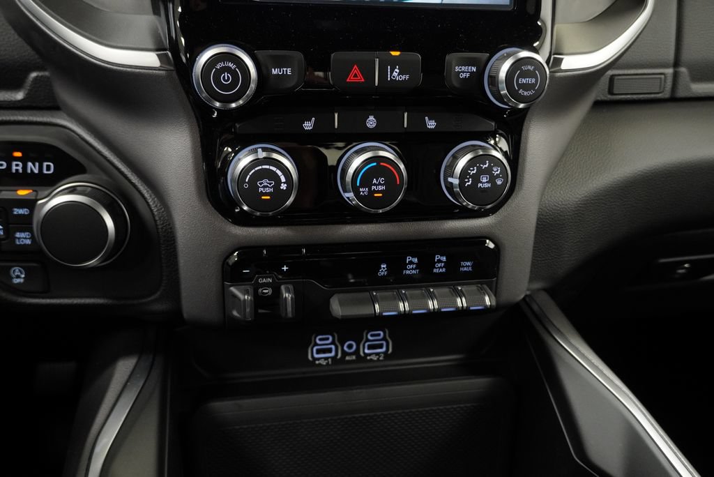 New 2026 RAM 1500 Big Horn AWD/4WD image 24