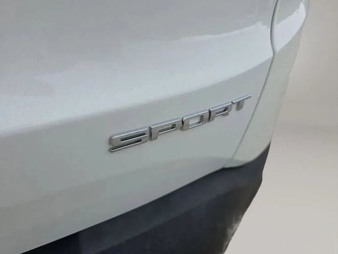 Used 2020 Jeep Renegade Sport w/ Sport Appearance Group FWD image 12