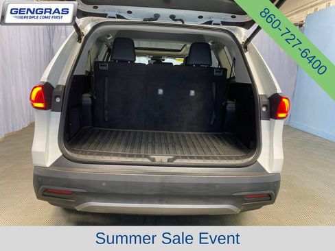 Used 2024 Toyota Grand Highlander AWD image 33