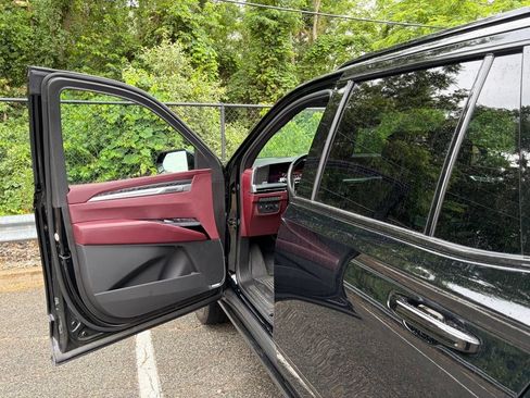 Used 2025 Cadillac Escalade Sport w/ Touring Package AWD/4WD image 13