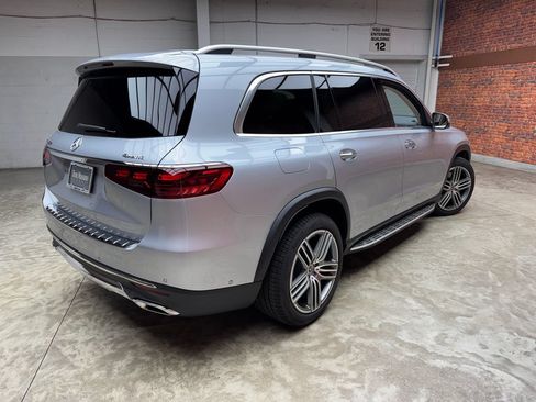 Used 2026 Mercedes-Benz GLS 450 4MATIC image 6