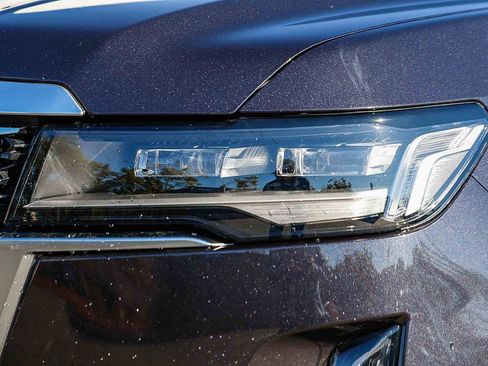 Used 2022 Cadillac Escalade ESV Luxury image 7