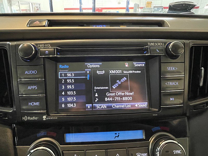 Used 2015 Toyota RAV4 XLE AWD/4WD image 12