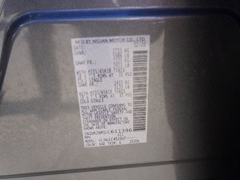 Used 2020 Nissan Pathfinder SV image 31