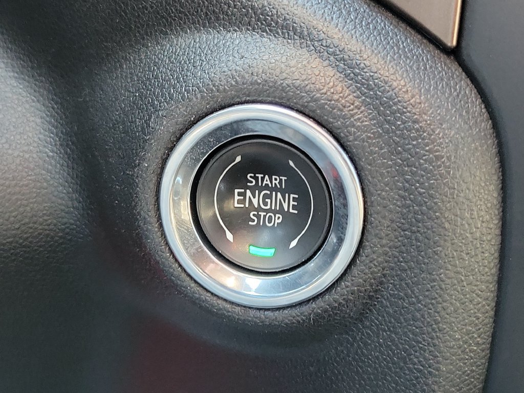 Used 2019 Chevrolet Silverado 1500 High Country w/ Technology Package AWD/4WD image 31