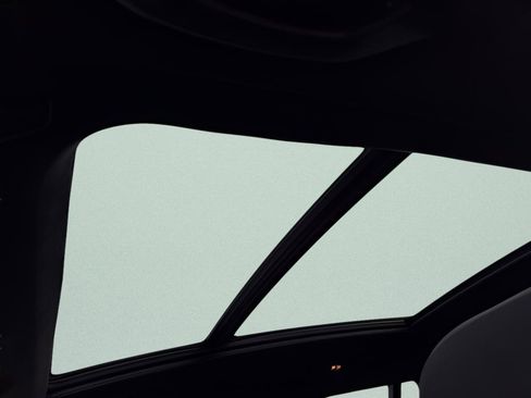 Used 2021 BMW X7 xDrive40i w/ M Sport Package image 13