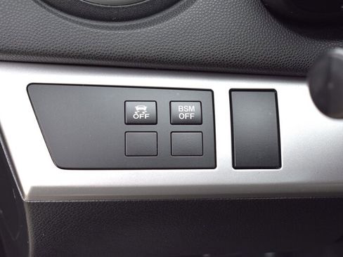 Used 2013 MAZDA MAZDA3 i Touring w/ Preferred Equipment Pkg FWD image 16