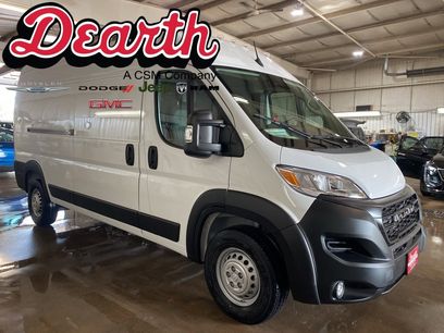New 2025 RAM ProMaster 2500 w/ Convenience Group
