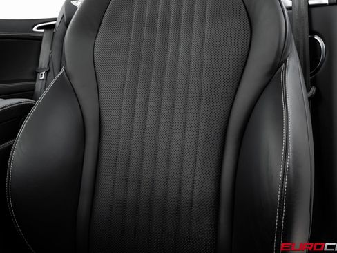 Used 2016 Bentley Continental GT image 38