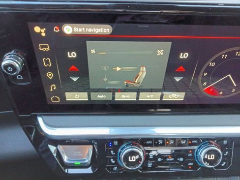 New 2026 GMC Sierra 1500 Denali AWD/4WD image 18