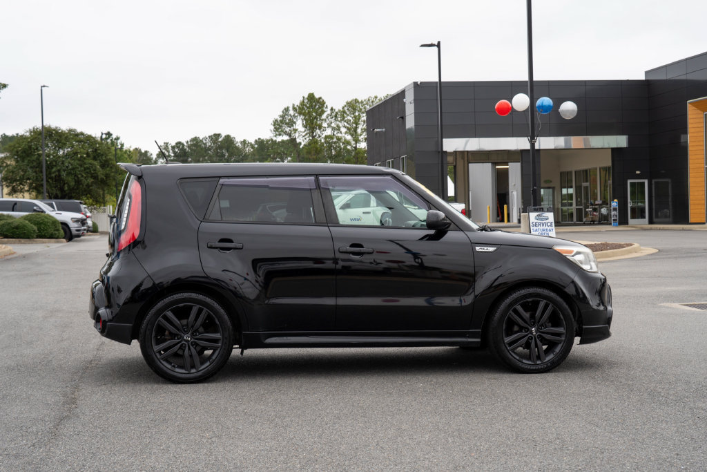 Used 2016 Kia Soul + w/ Tarmac Special Edition FWD image 8