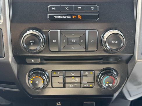 Used 2018 Ford F150 XLT image 19
