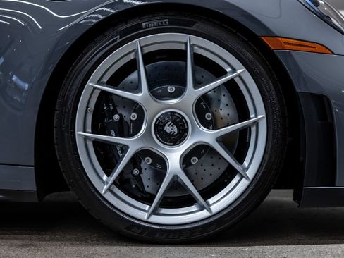 Certified 2025 Porsche 911 GT3 RWD image 22