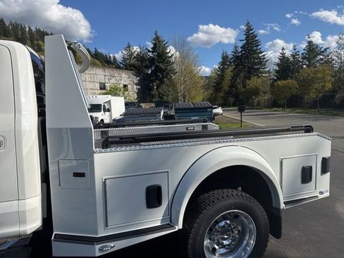 Used 2022 Ford F450 Platinum image 5