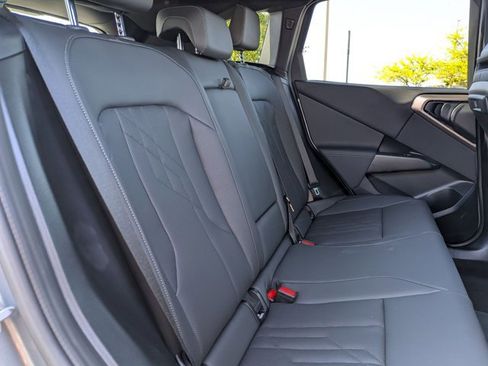 Used 2025 BMW X3 xDrive30i w/ Convenience Package image 21