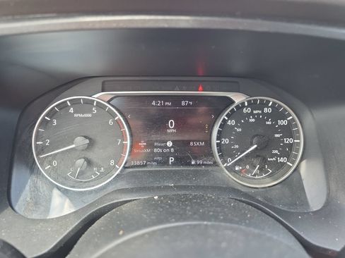 Used 2023 Nissan Rogue S AWD/4WD image 16