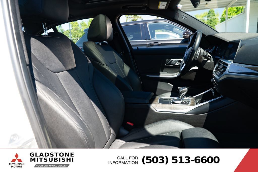 Used 2020 BMW 330i Sedan w/ Convenience Package RWD image 23