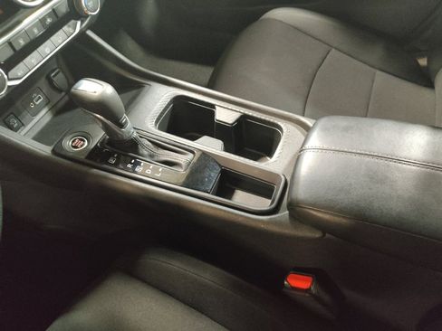 Used 2024 Nissan Sentra S FWD image 26