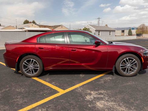 Used 2019 Dodge Charger SXT w/ Plus Group image 2