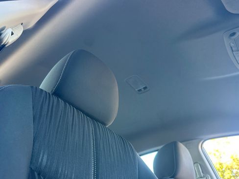 Used 2018 Nissan Sentra SV image 16